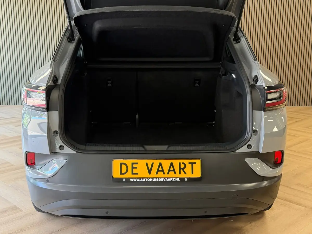 Pure 109KW 93, 4% SOH ACC PDC Carplay 19" 361km WLTP