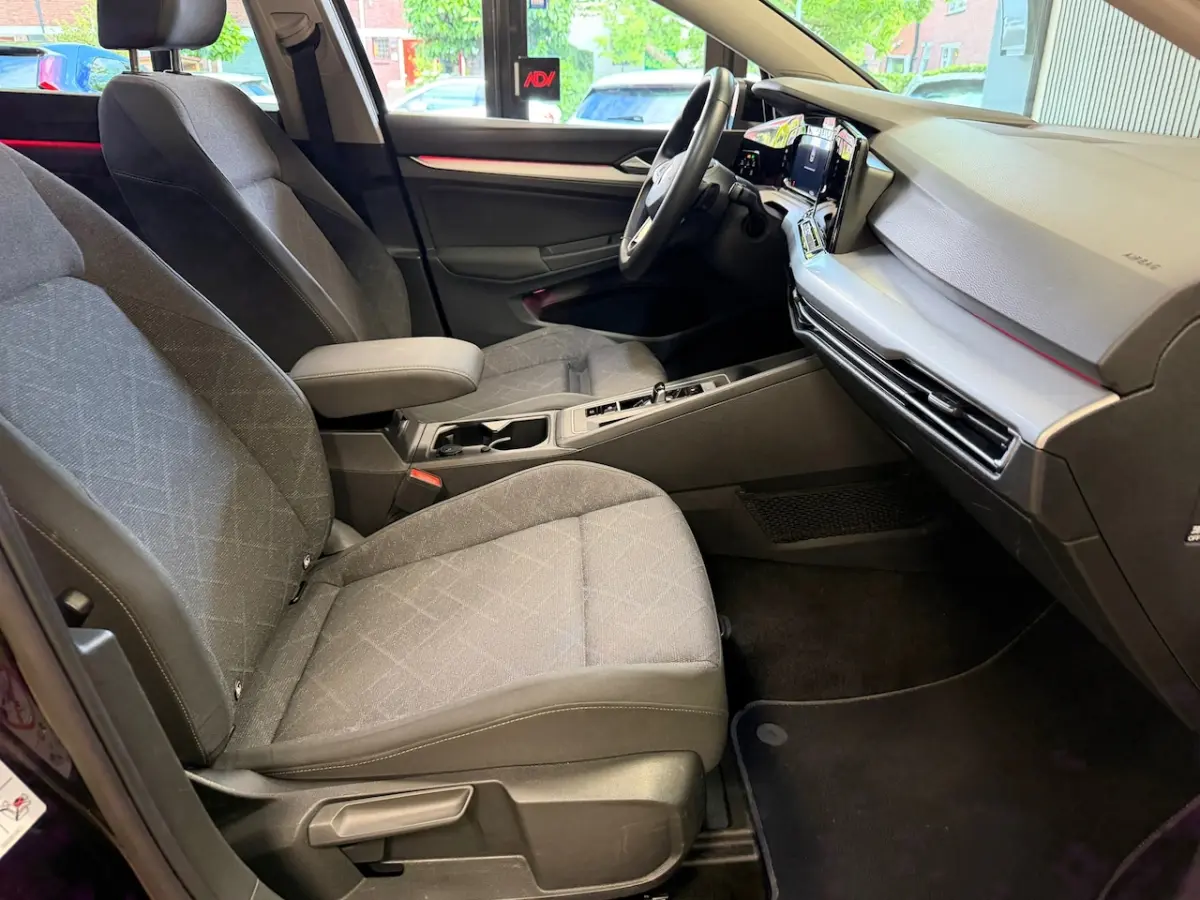 1.5 eTSI DSG PANO MASSAGE CAMERA VIRTUAL COCKPIT SFEERVERLICHTING STOELVERWARMING NAVIGATI