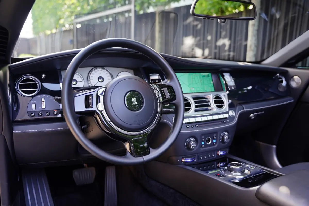 6.6 V12 New Service Rolls Royce Cologne