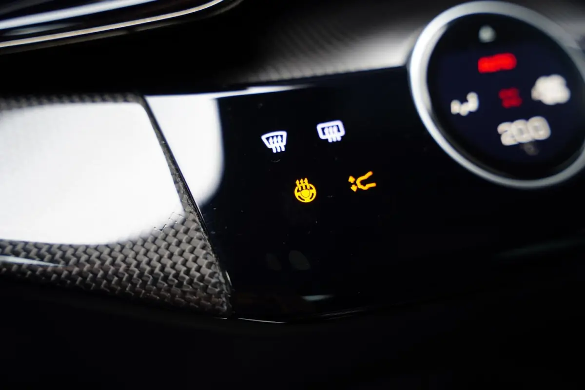 6.5 V12 / Retrofit Steering Wheel / Full Carbon / Electrochromic Roof