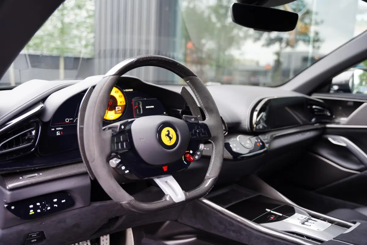 6.5 V12 / Retrofit Steering Wheel / Full Carbon / Electrochromic Roof