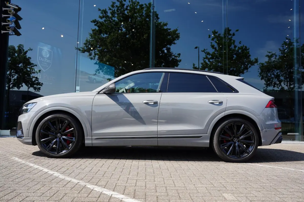 4.0 TFSI Quattro / BTW / Elek. Trekhaak / Carbon / B&O