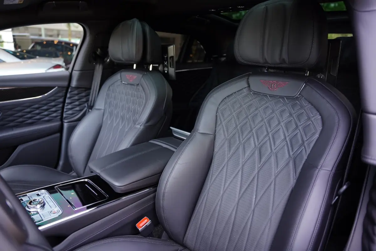 2.9 V6 Hybrid Mulliner / Carbon / Multimedia