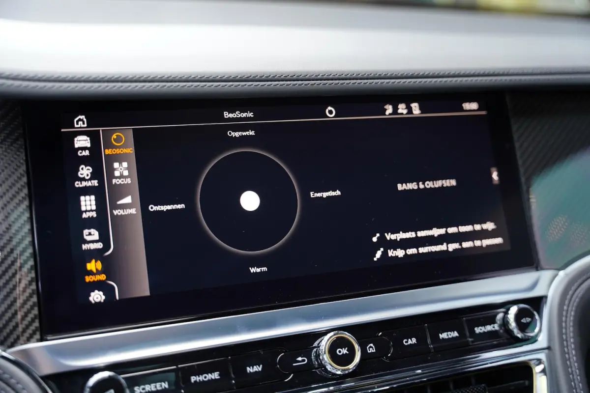2.9 V6 Hybrid Mulliner / Carbon / Multimedia
