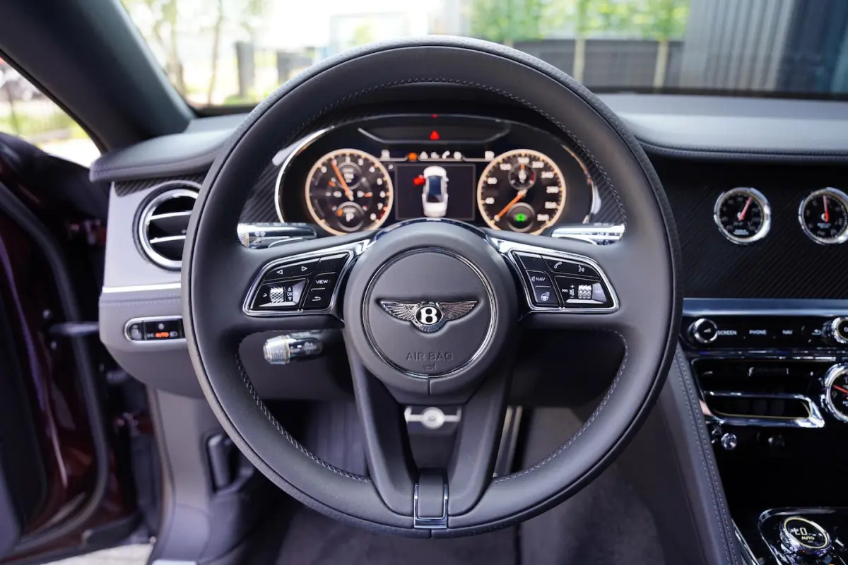 2.9 V6 Hybrid Mulliner / Carbon / Multimedia