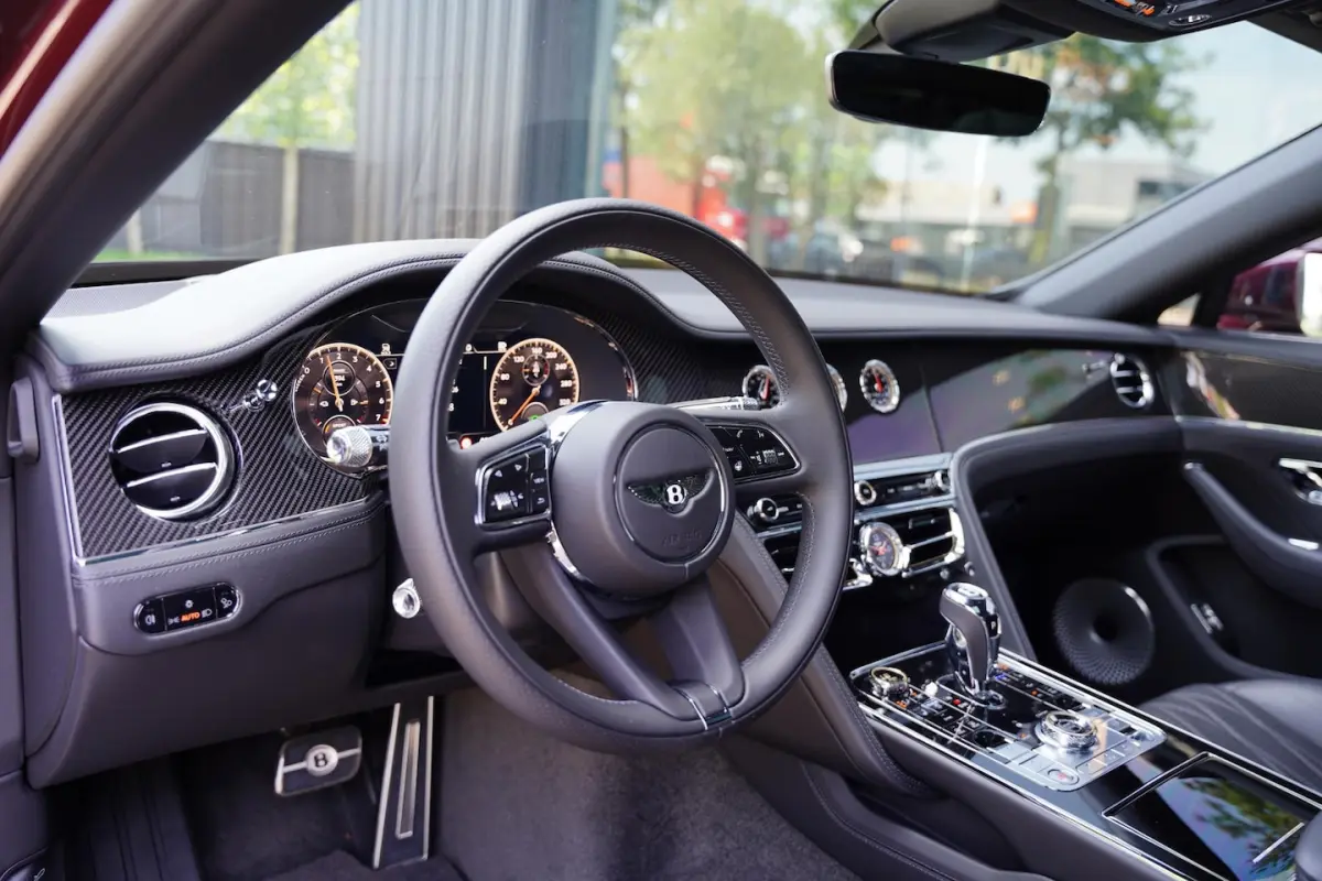 2.9 V6 Hybrid Mulliner / Carbon / Multimedia