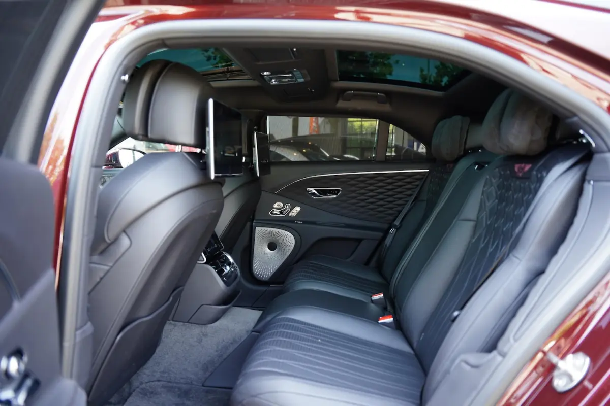 2.9 V6 Hybrid Mulliner / Carbon / Multimedia