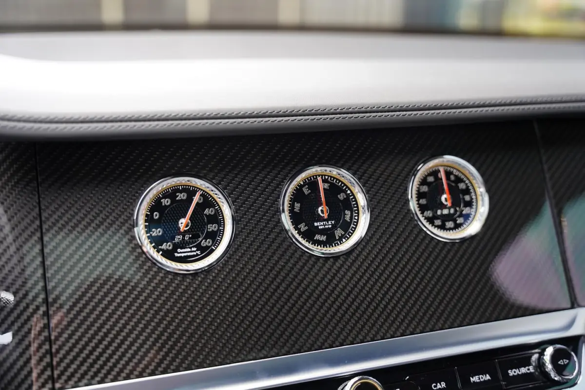 2.9 V6 Hybrid Mulliner / Carbon / Multimedia