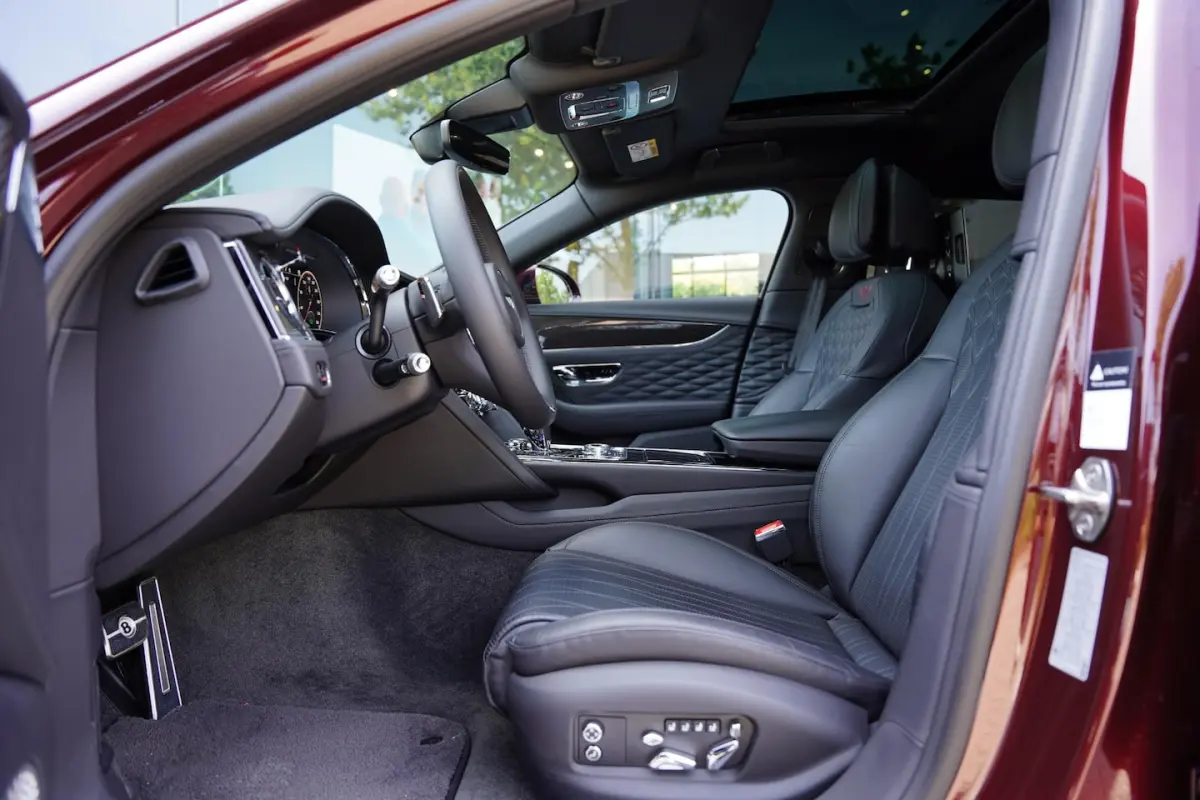 2.9 V6 Hybrid Mulliner / Carbon / Multimedia