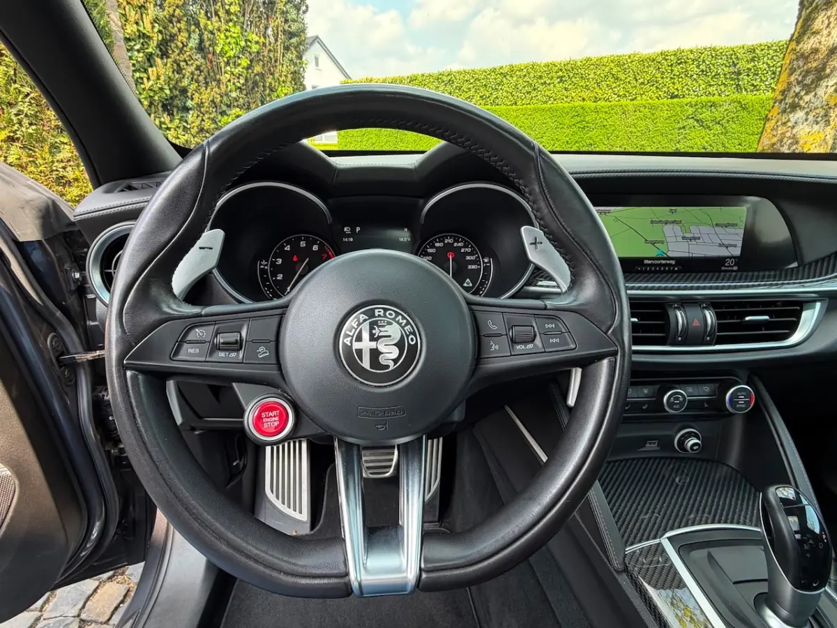 2.9 V6 AWD 510pk Quadrifoglio Panodak