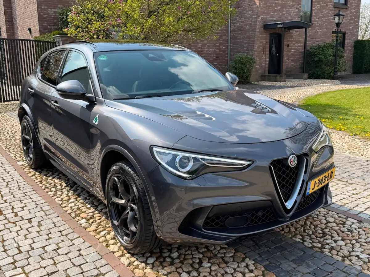 2.9 V6 AWD 510pk Quadrifoglio Panodak