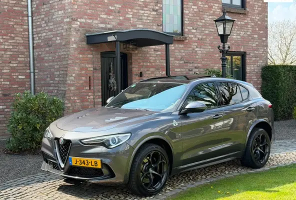 2.9 V6 AWD 510pk Quadrifoglio Panodak
