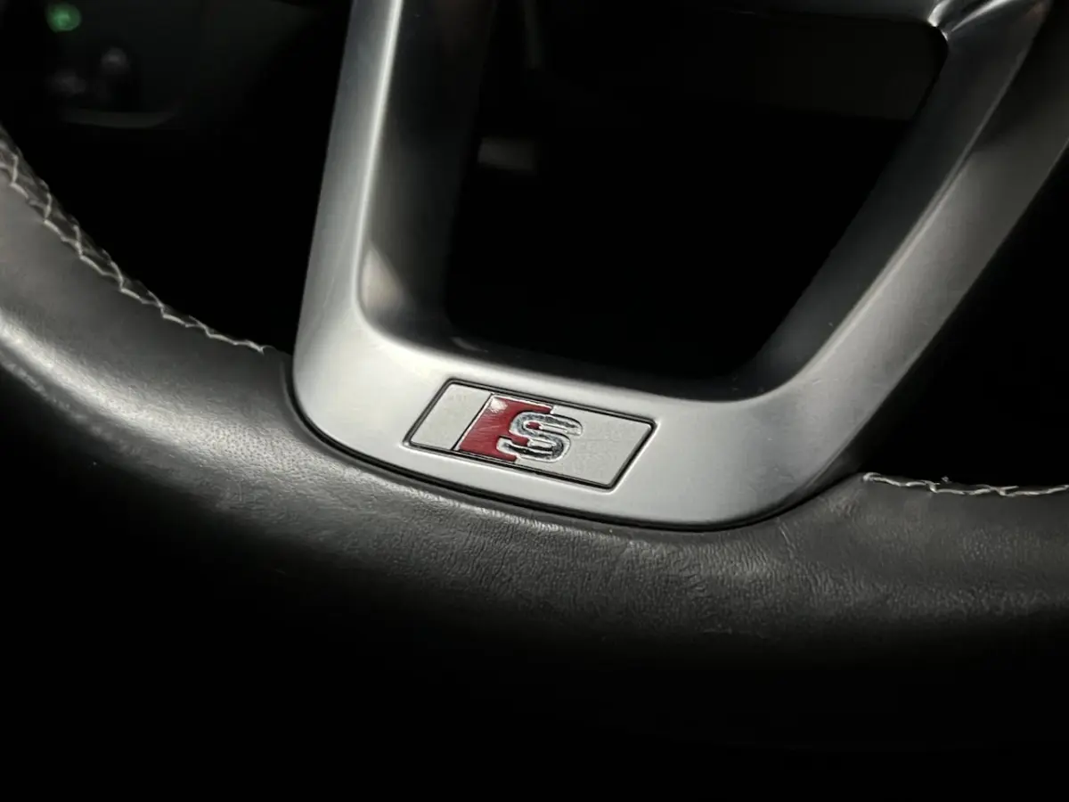 50 TFSI e S edition Competition | MATRIX | CHRONOS GRIJS | NAVI | TREKHAAK | KEYLESS | ACC