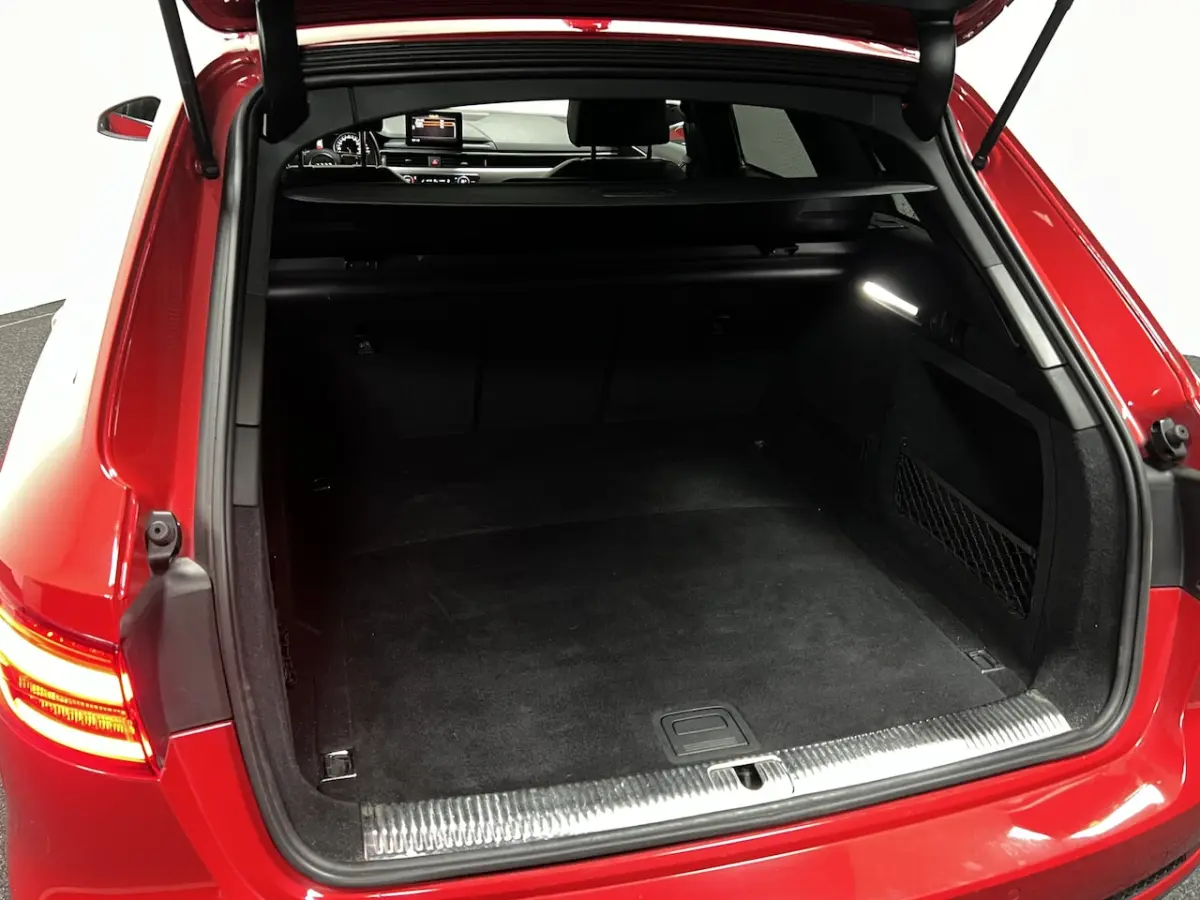 1.4 TFSI Sport S line edition | 2X S-LINE | NAVI | CRUISE CONTROL |