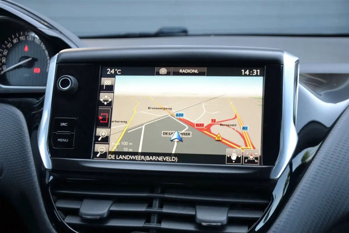 1.2 PureTech GT-line | Navigatie | Climate Control | Cruise Control