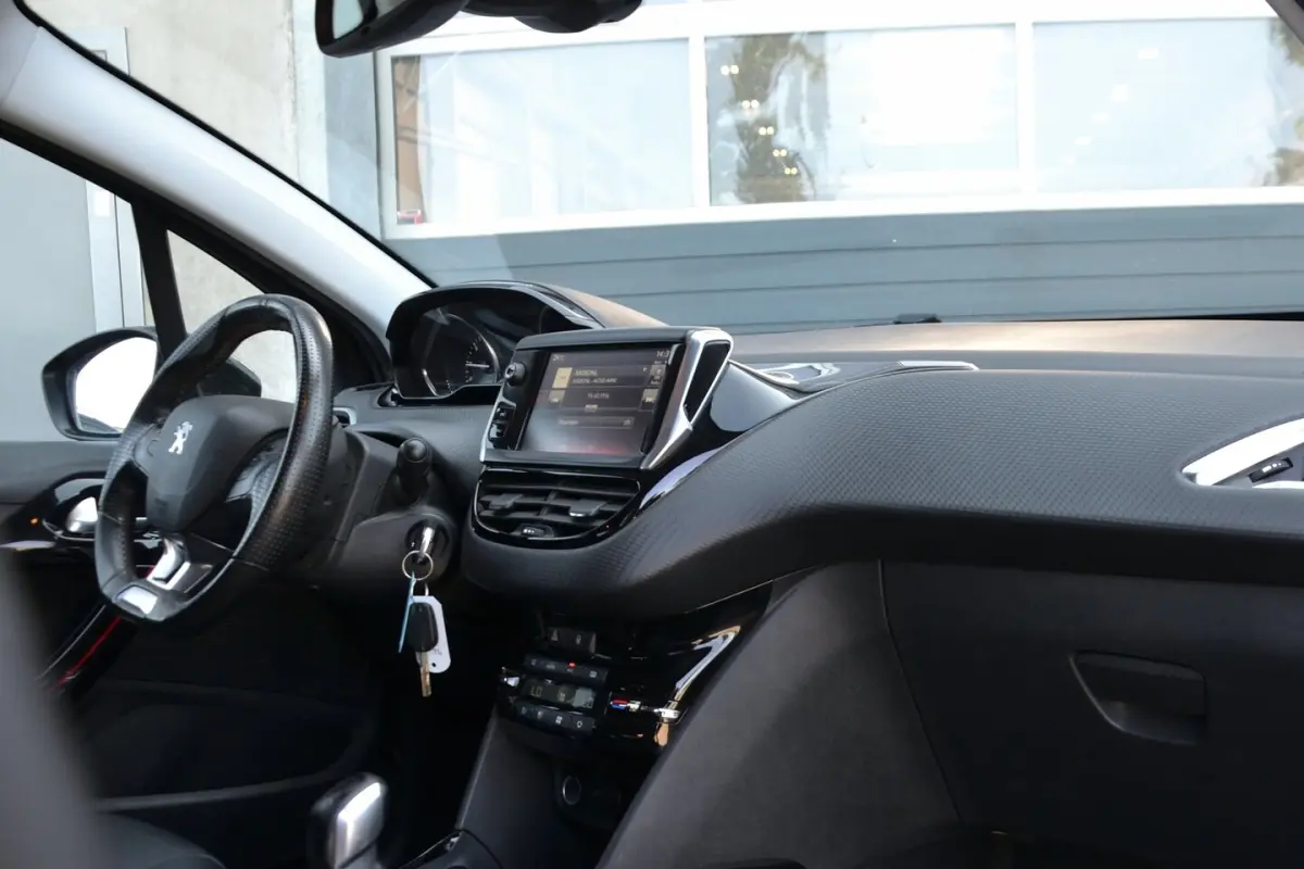 1.2 PureTech GT-line | Navigatie | Climate Control | Cruise Control