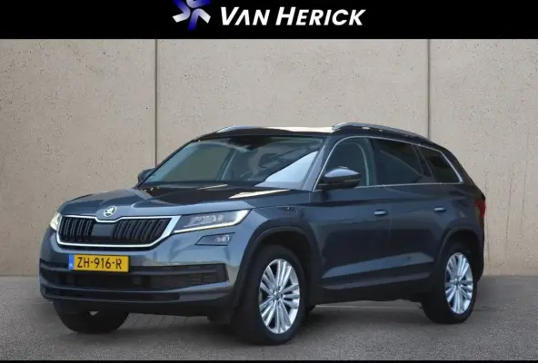 1.5 TSI Business Edition 7p. Automaat | Panoramadak | Trekhaak | Achteruitrijcamera