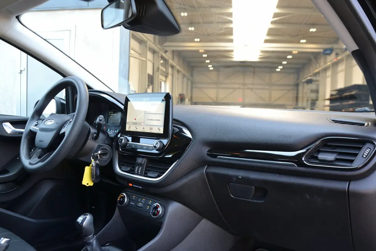 1.1 Trend 86PK | Navigatie | Cruise Control | Airco