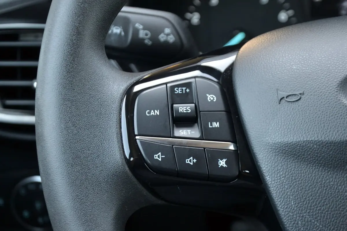 1.1 Trend 86PK | Navigatie | Cruise Control | Airco