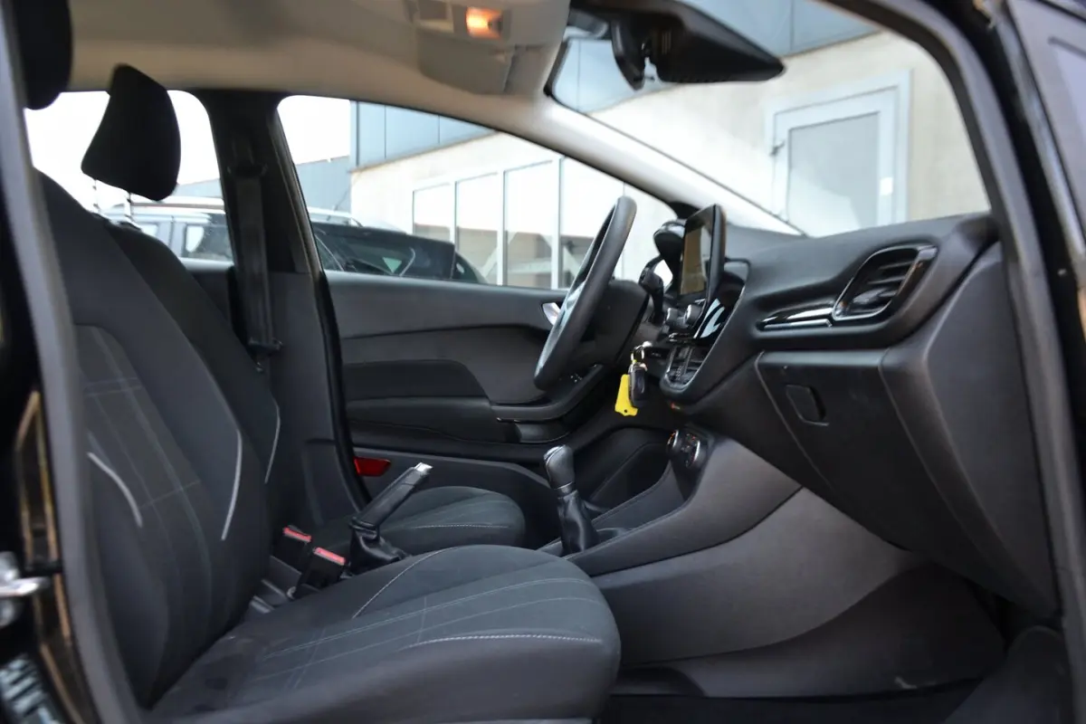 1.1 Trend 86PK | Navigatie | Cruise Control | Airco