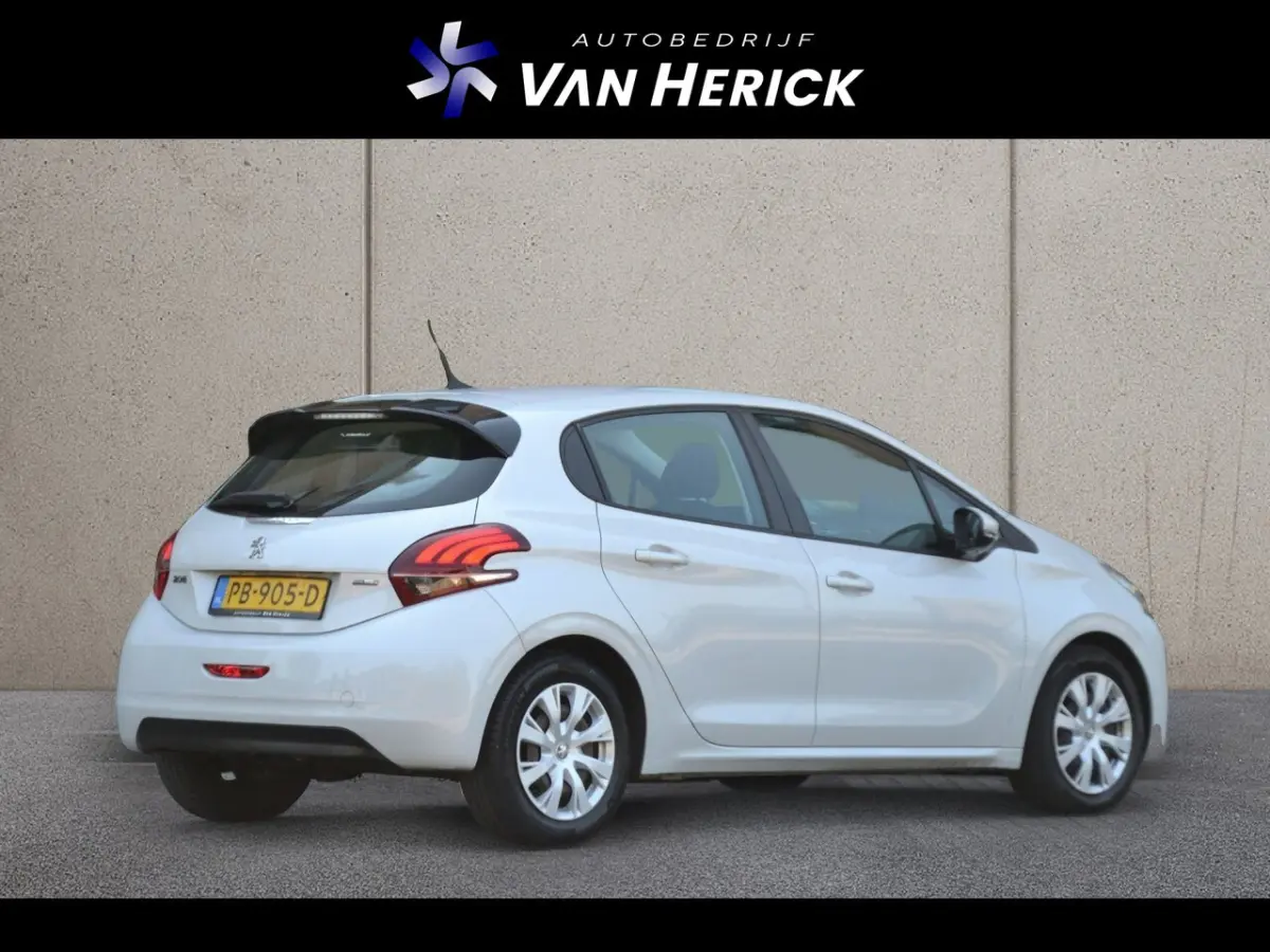 1.2 PureTech Active | Navigatie | Airco | Cruise Control