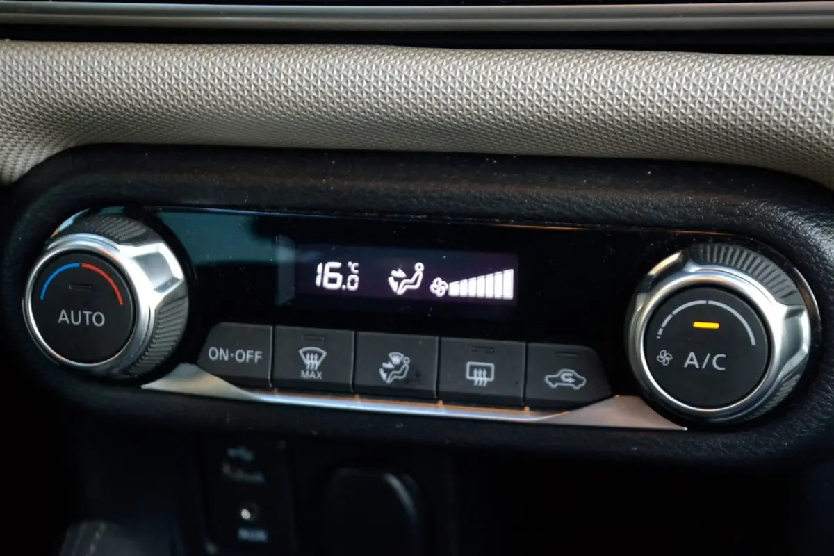 0.9 IG-T N-Connecta | Navigatie | Climate Control | Keyless