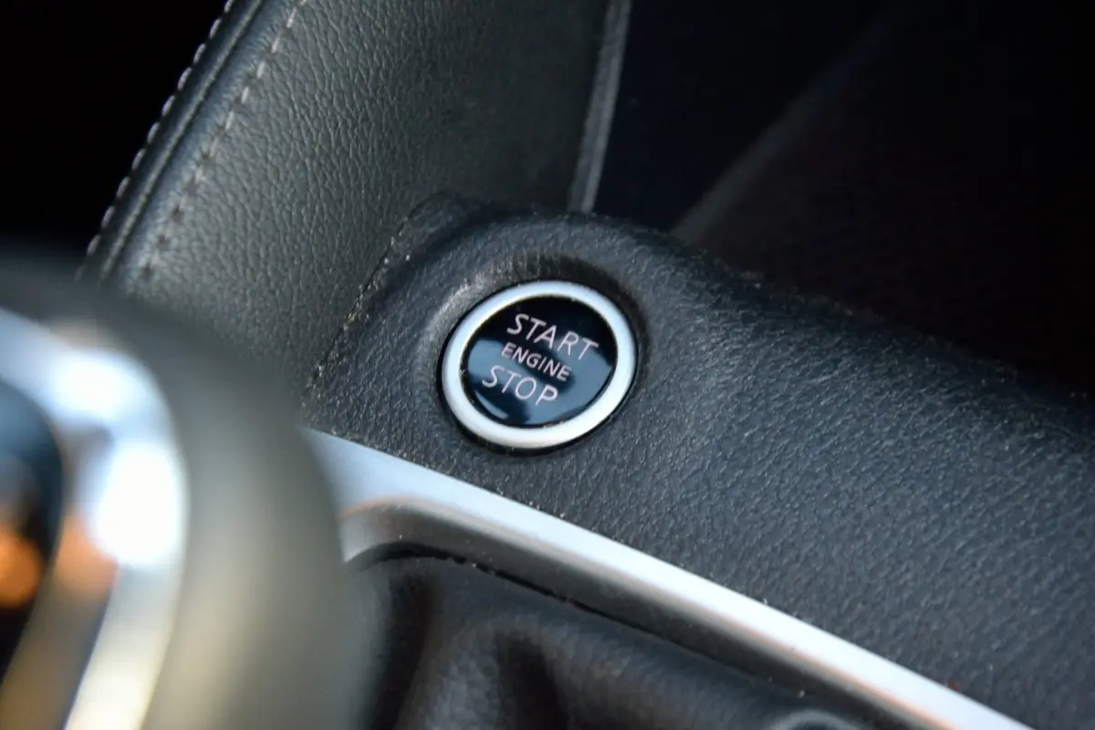 0.9 IG-T N-Connecta | Navigatie | Climate Control | Keyless