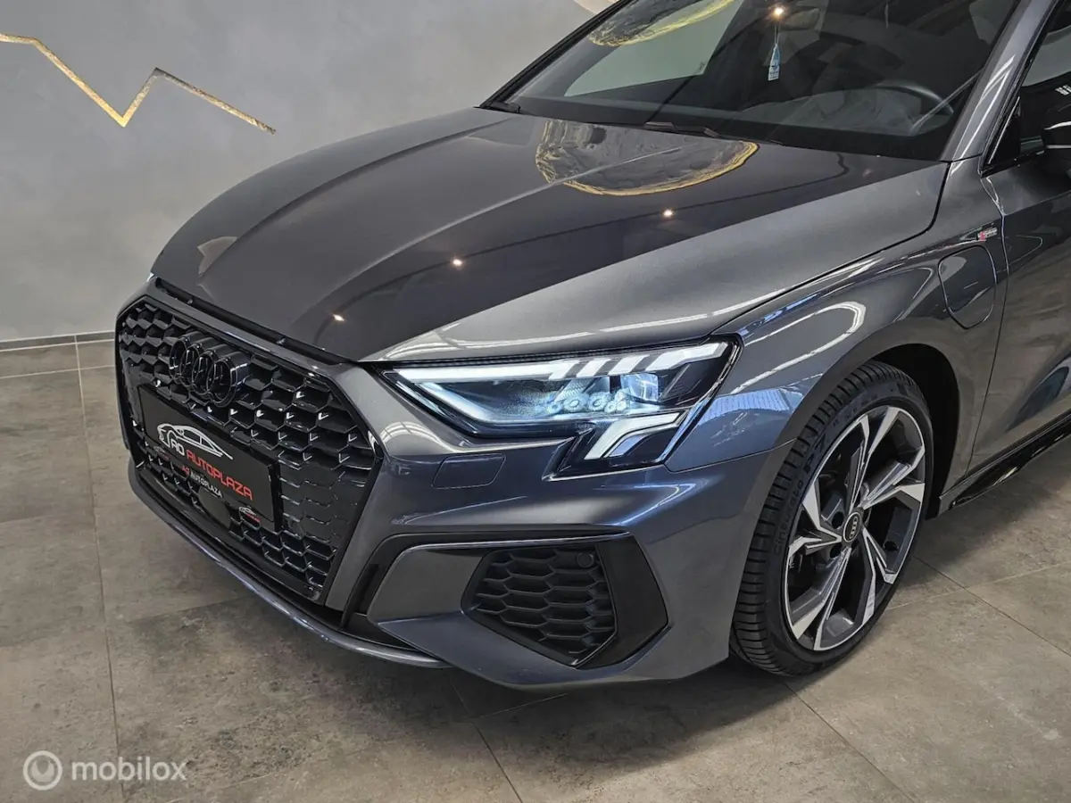 40 TFSI e 3x S-line Panorama/Keyless/Camera/ACC