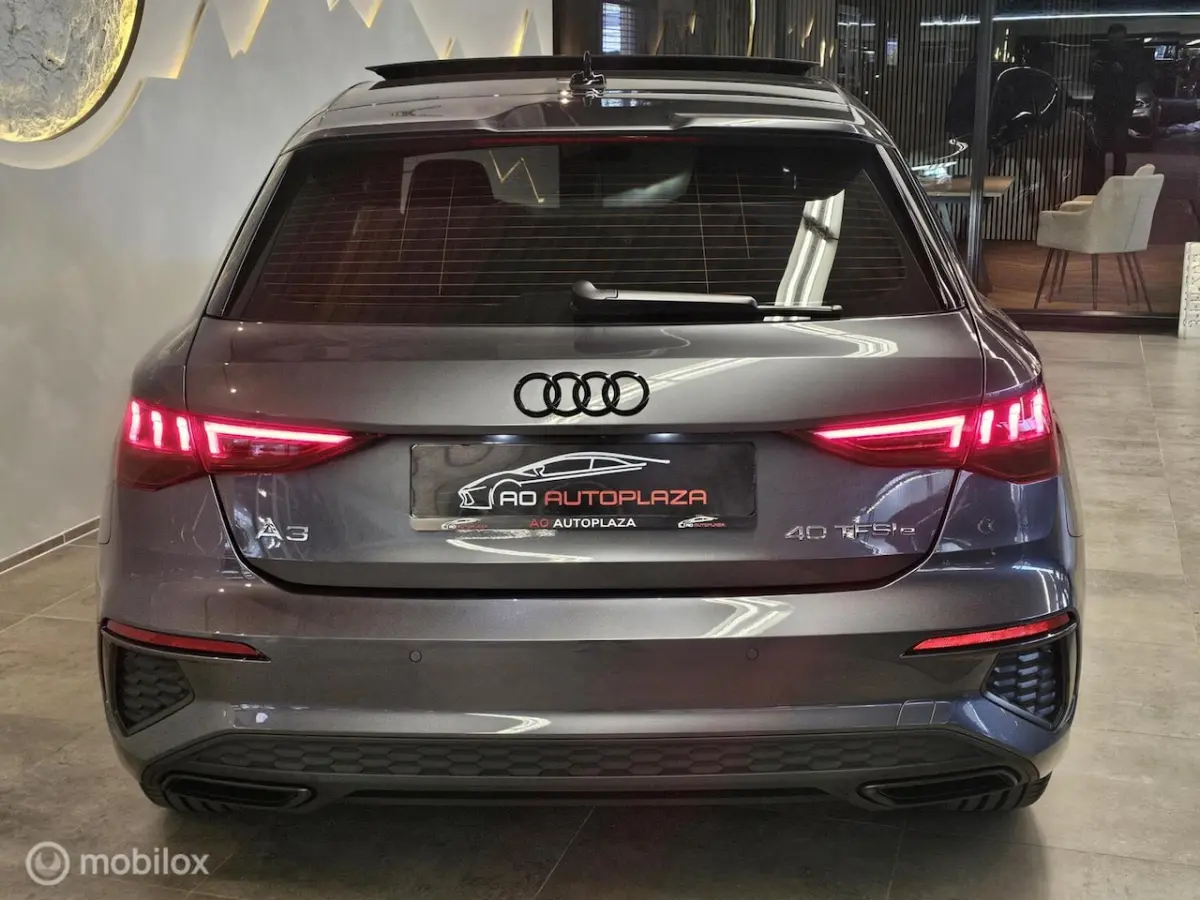 40 TFSI e 3x S-line Panorama/Keyless/Camera/ACC