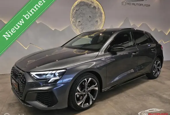 40 TFSI e 3x S-line Panorama/Keyless/Camera/ACC