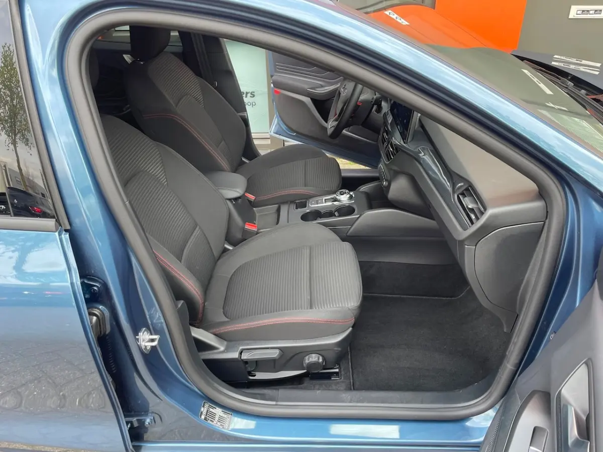 1.5 TDCI ECO-BLUE ST-LINE AUTOMAAT CARPLAY ACC NETTE AUTO