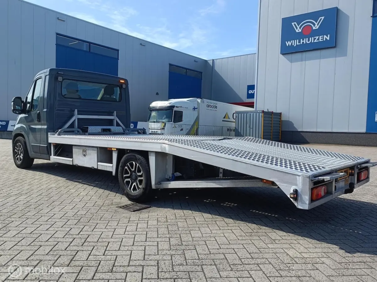 2024 OPRIJWAGEN 2.2 180PK AUT. Tijhof LUCHTVER. VIRTUAL CARPLAY STOELVERW. ACC LANE ASSIST