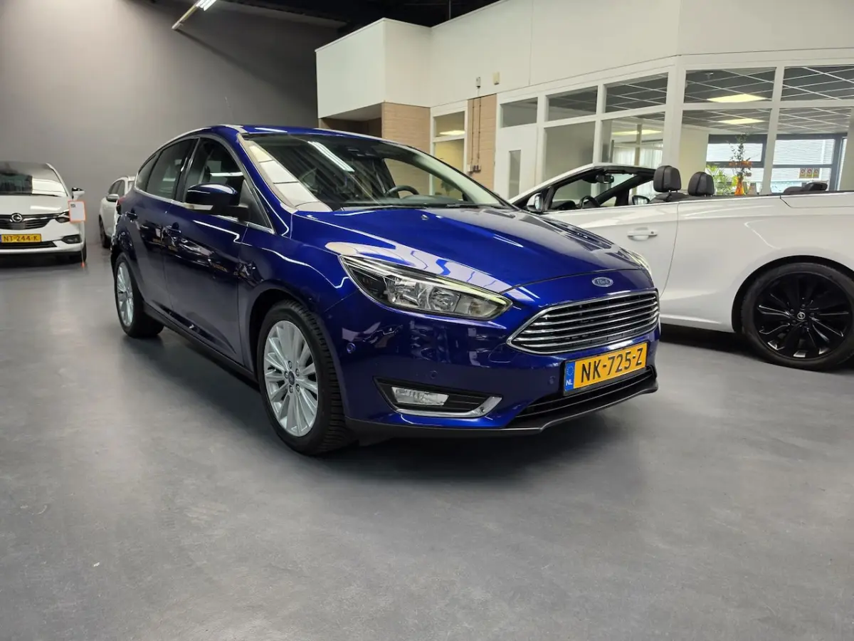1.5 Titanium CAMERA AUTOPARK CARPLAY NAP NL AUTO