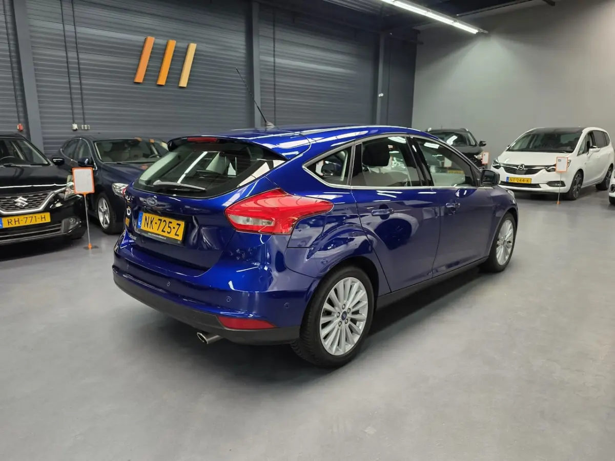1.5 Titanium CAMERA AUTOPARK CARPLAY NAP NL AUTO