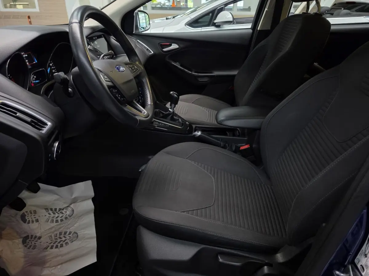 1.5 Titanium CAMERA AUTOPARK CARPLAY NAP NL AUTO