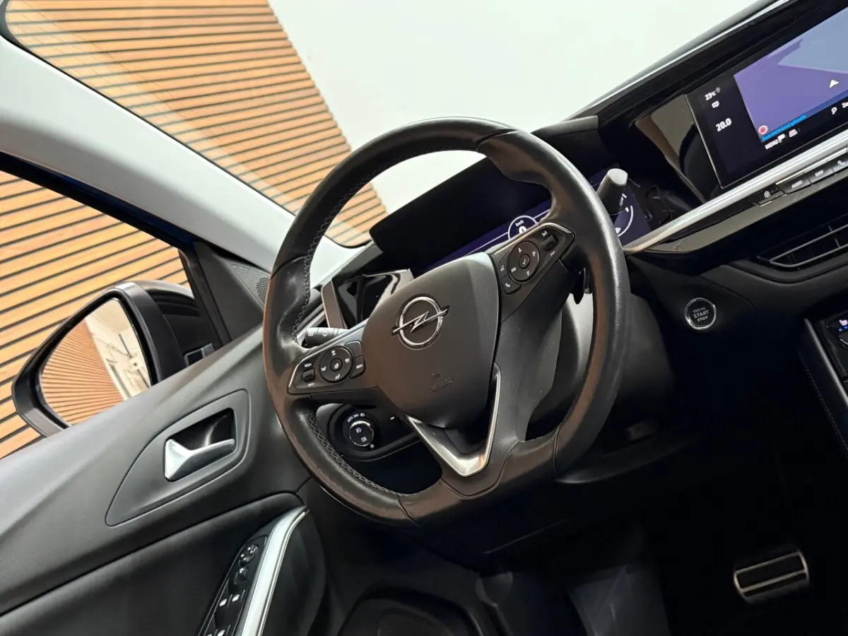 1.6 Turbo Plug-In Hybrid Ultimate| IntelliLux Matrix LED | 360Â° Camera | ACC|Leder|Navi|St