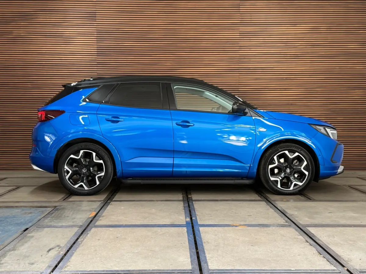 1.6 Turbo Plug-In Hybrid Ultimate| IntelliLux Matrix LED | 360Â° Camera | ACC|Leder|Navi|St