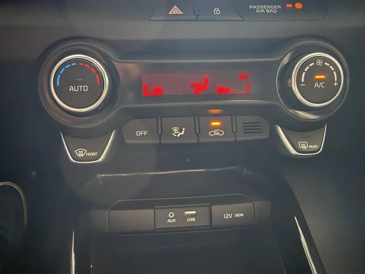 1.0 T-GDi DynamicLine stoel en stuurverwarming