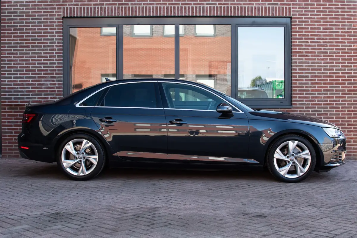 1.4 TFSI Sport Lease Edition|Leder