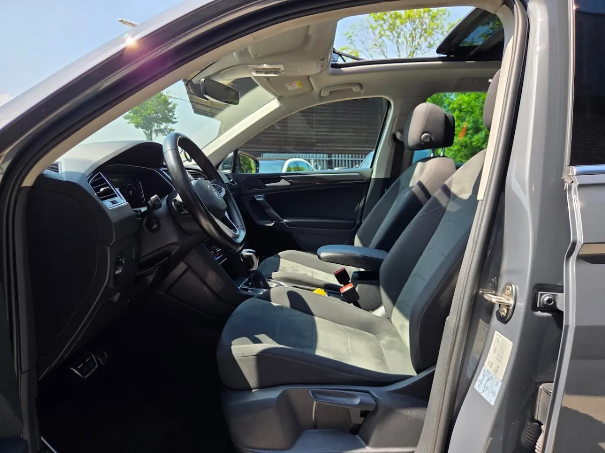 1.4 TSI eHybrid R-Line Business+ | Panoramadak