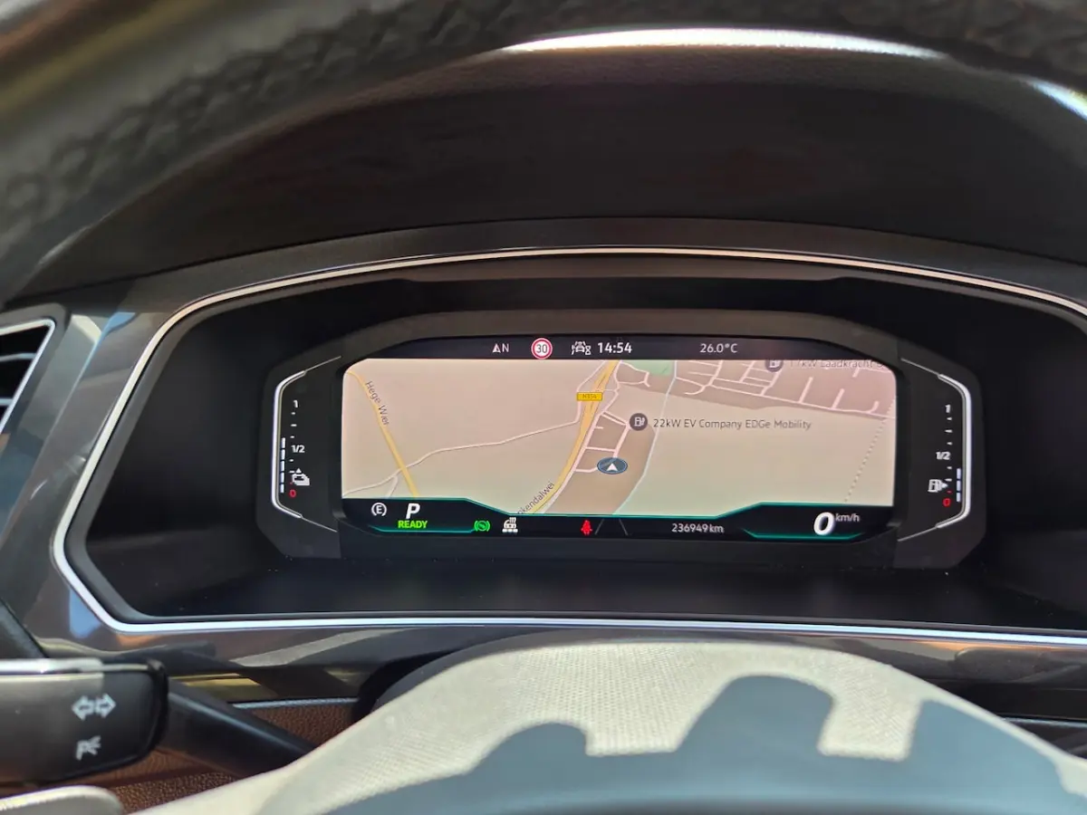 1.4 TSI eHybrid R-Line Business+ | Panoramadak