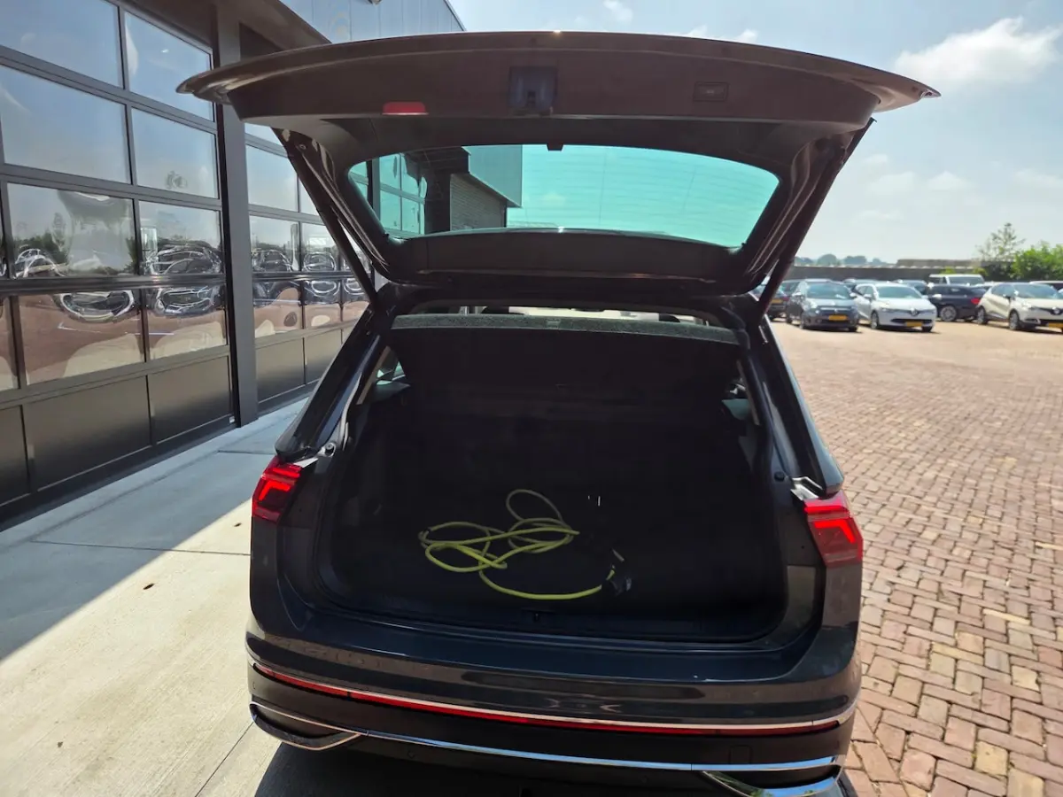 1.4 TSI eHybrid R-Line Business+ | Panoramadak