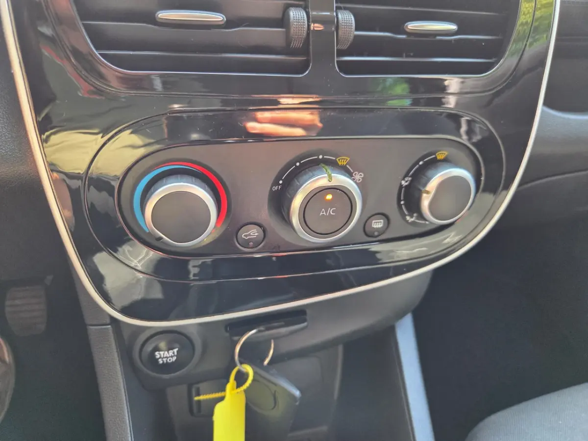 0.9 TCe Eco2 Limited | Airco | Cruise | CarPlay |