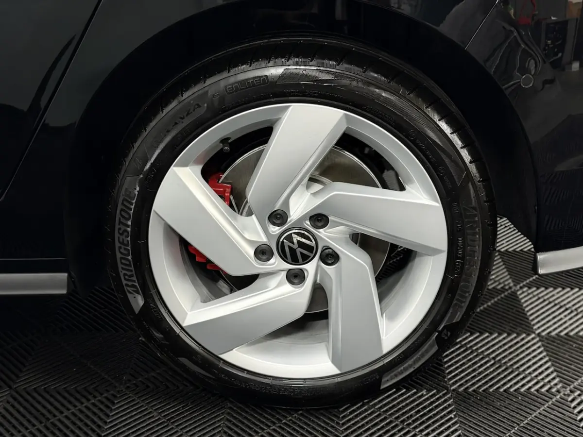1.5 eHybrid GTE Plug-in Panoramadak, 360 Camera, Head-up display, Navi, Virtual desk, Memo