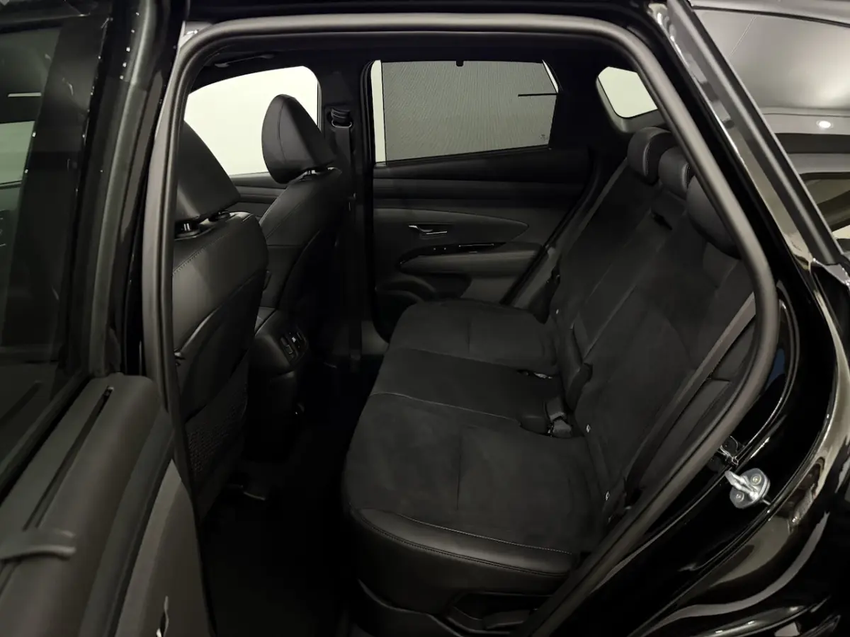 1.6 T-GDI PHEV N Line Sky 4 AWD Plug-in Pano, 360 Camera, Navi, Head-up display, Memory st