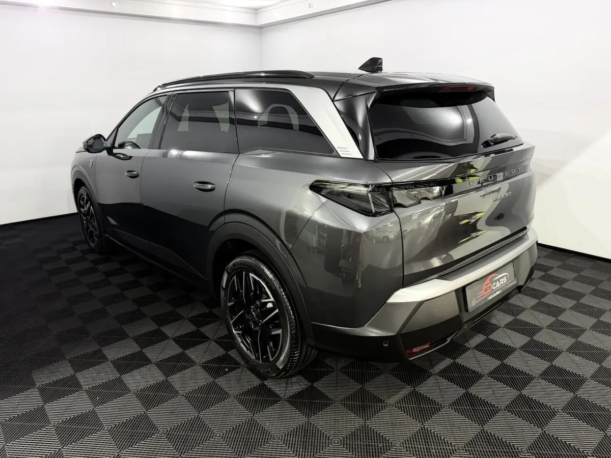 1.2 Hybrid 145 GT 7P Camera, Navi, Virtual desk, Elektrische achterklep, Keyless start, Cr