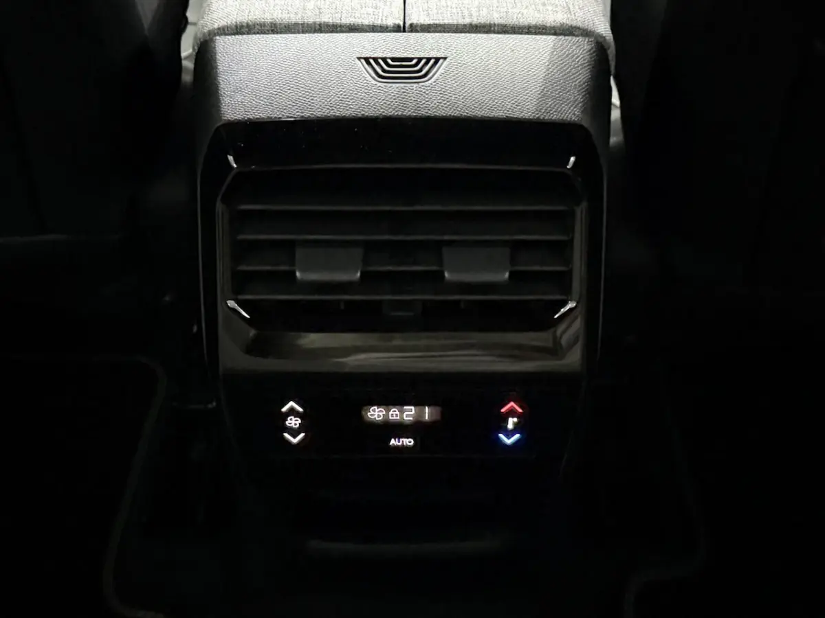 1.2 Hybrid 145 GT 7P Camera, Navi, Virtual desk, Elektrische achterklep, Keyless start, Cr