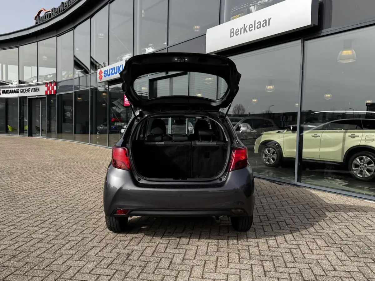 1.0 VVT-i Business Plus
