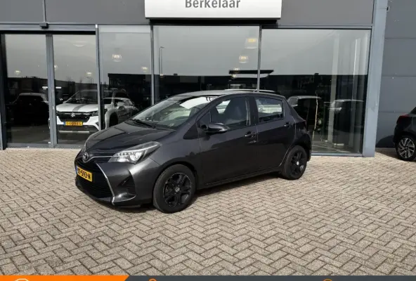 1.0 VVT-i Business Plus