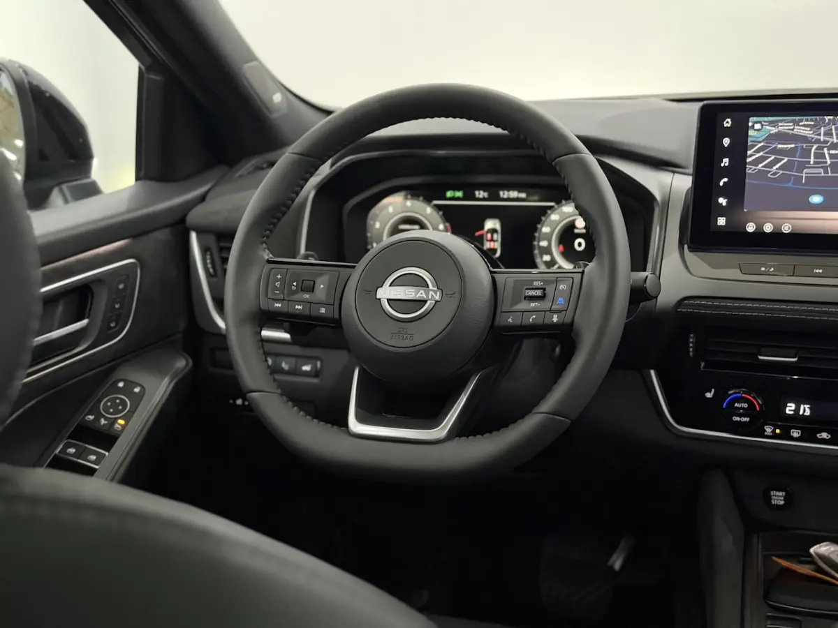 1.3 MHEV Xtronic Tekna Plus Panoramadak, 360 Camera, 20 inch velgen, Bose geluidsysteem, M